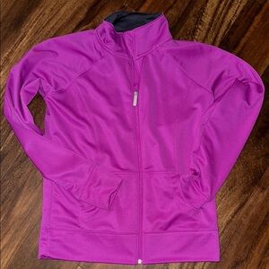 Under Armour Purple Sweatshirt Lightweight Athletic Top